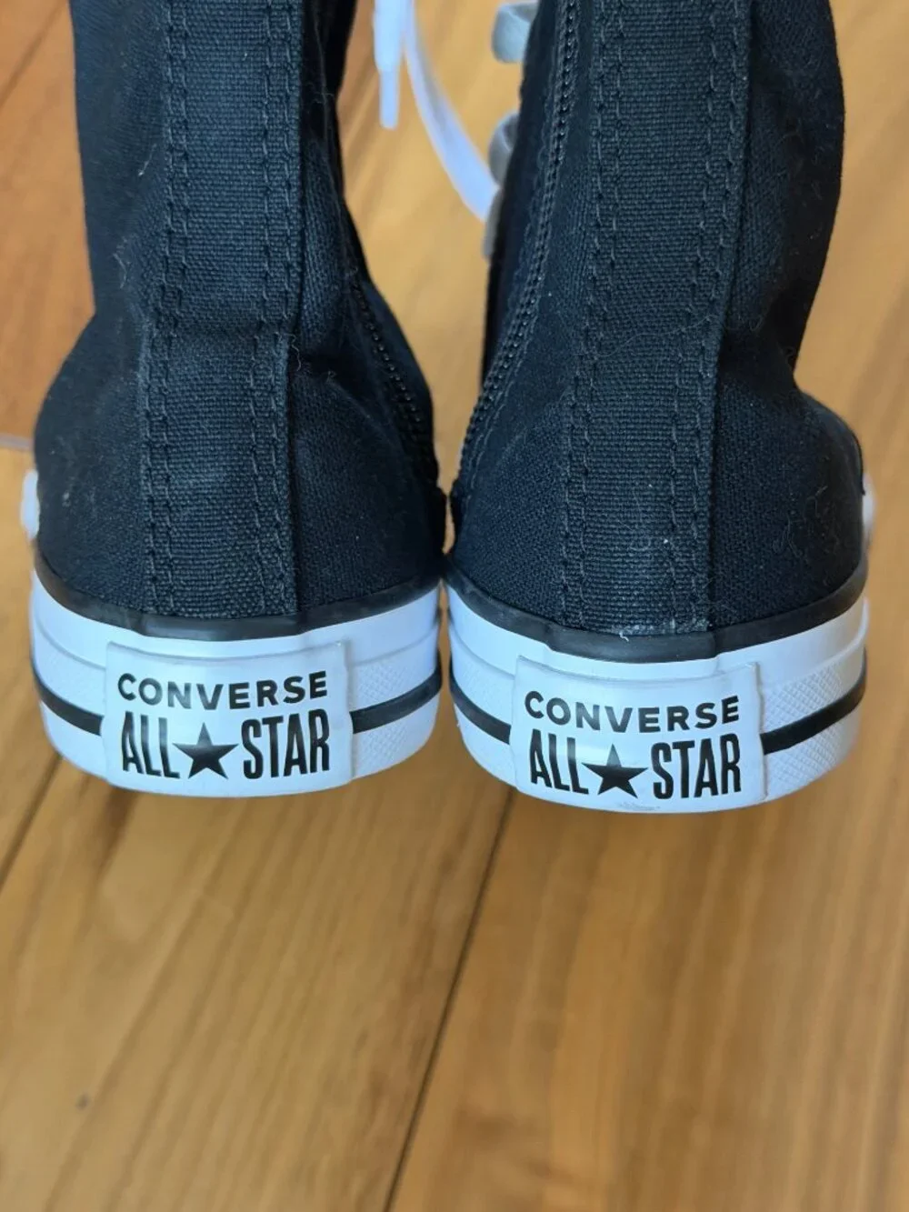 Converse Chuck Taylor All Star XHi Kids Size 1 Black High Top Sneakers NWOB